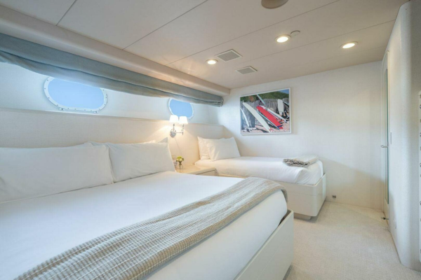 Christensen-Tri-Deck 1995-CHANSON Fort Lauderdale-Florida-United States-Guest Stateroom-5837858