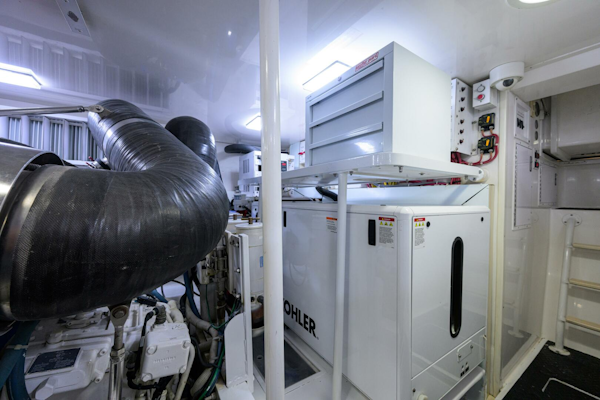 Viking-64 Convertible 2007-1/2 BARREL Jupiter-Florida-United States-New 21kW Kohler Generator In Sound Shield With Toolbox Above-5817890