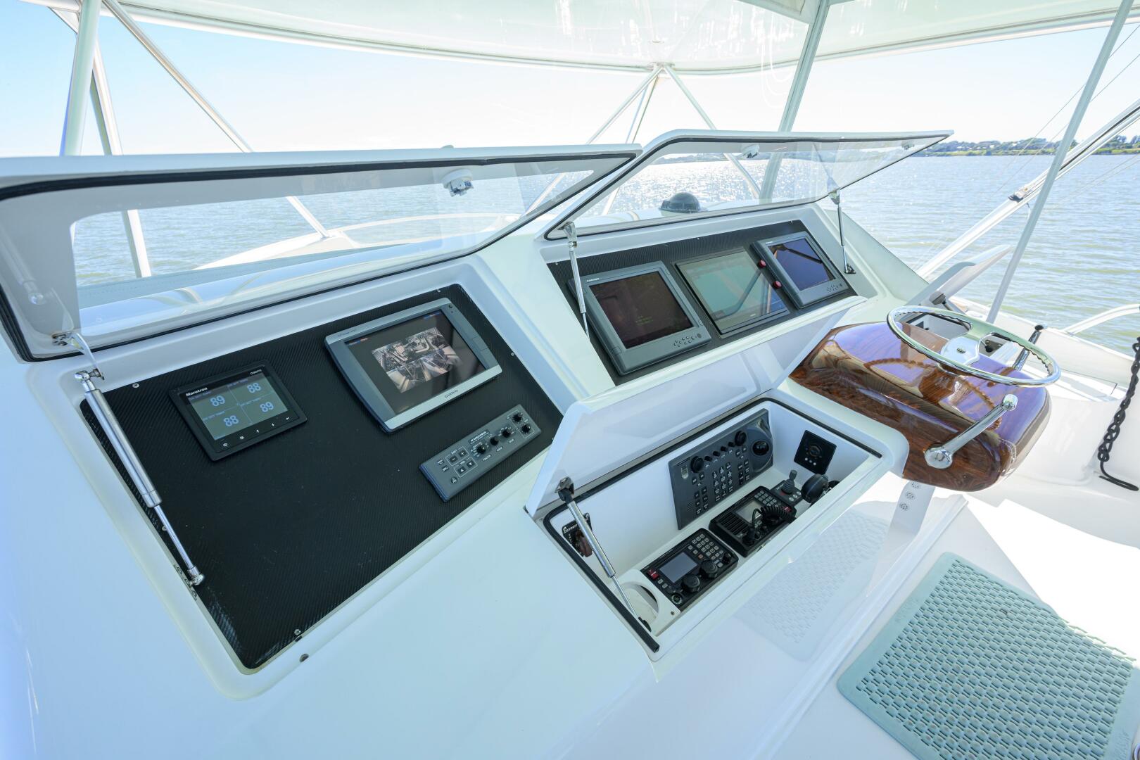 Viking-64 Convertible 2007-1/2 BARREL Jupiter-Florida-United States-Electronics Console-5817878 | Thumbnail