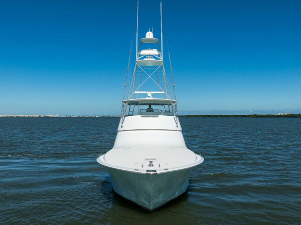 Viking-64 Convertible 2007-1/2 BARREL Jupiter-Florida-United States-Clean Bow With Center Fairlead For Anchoring And Windlass-5817884