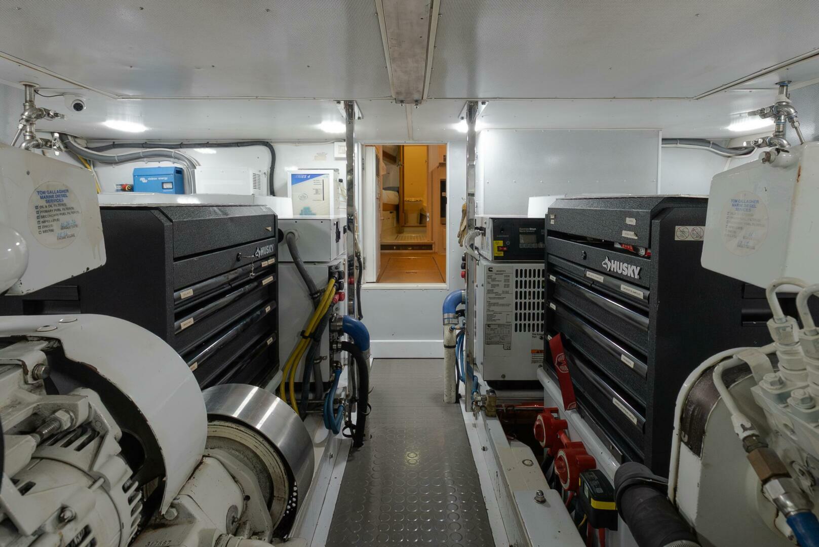 Trumpy-58 1971-SOMERSET Chesapeake-Virginia-United States-Engine Room-5820242 | Thumbnail