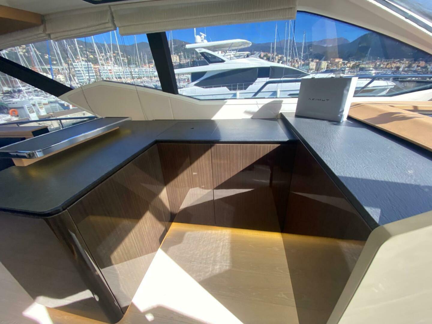 Azimut-77S 2016 -Castel Volturno-Italy-5819745 | Thumbnail