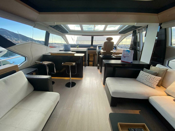Azimut-77S 2016 -Castel Volturno-Italy-5819742