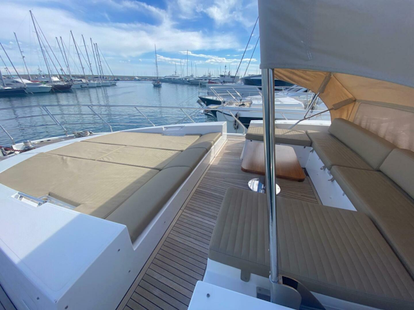 Azimut-77S 2016 -Castel Volturno-Italy-5819725