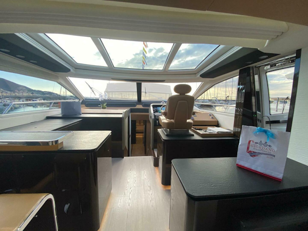 Azimut-77S 2016 -Castel Volturno-Italy-5819736