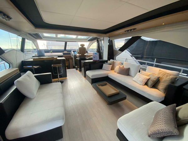 Azimut-77S 2016 -Castel Volturno-Italy-5819733