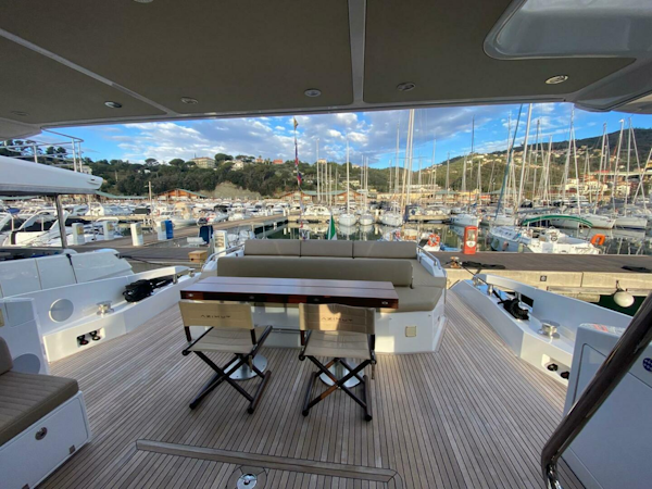 Azimut-77S 2016 -Castel Volturno-Italy-5819724