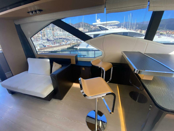 Azimut-77S 2016 -Castel Volturno-Italy-5819747