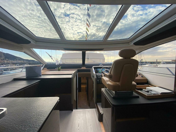 Azimut-77S 2016 -Castel Volturno-Italy-5819737