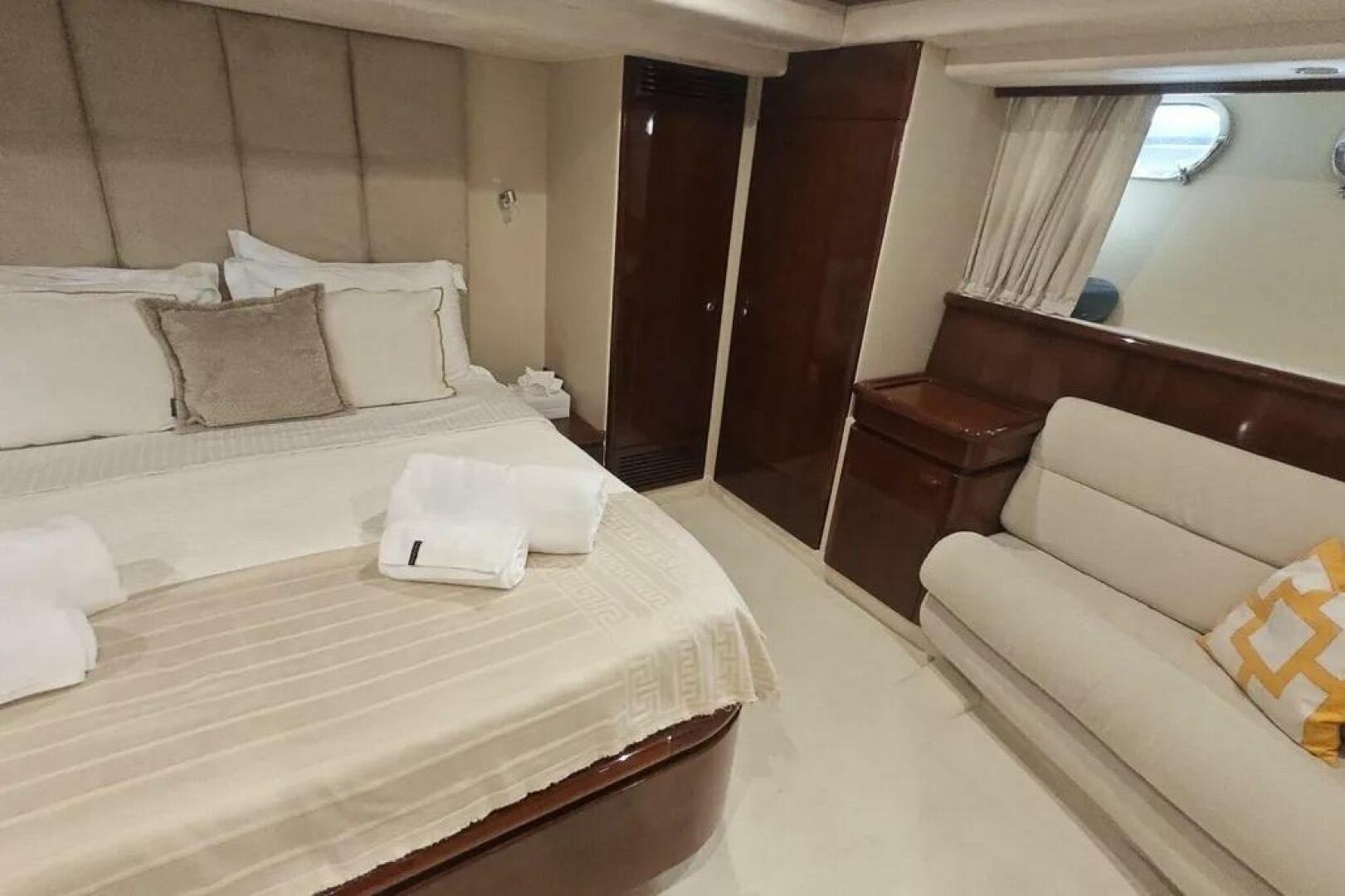 Ferretti Yachts-720 2002 -Athens-Greece-5819892 | Thumbnail
