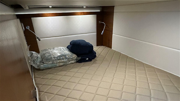 Tiara Yachts-C39 Coupe 2017-Silver Lining Bristol-Rhode Island-United States-5821687