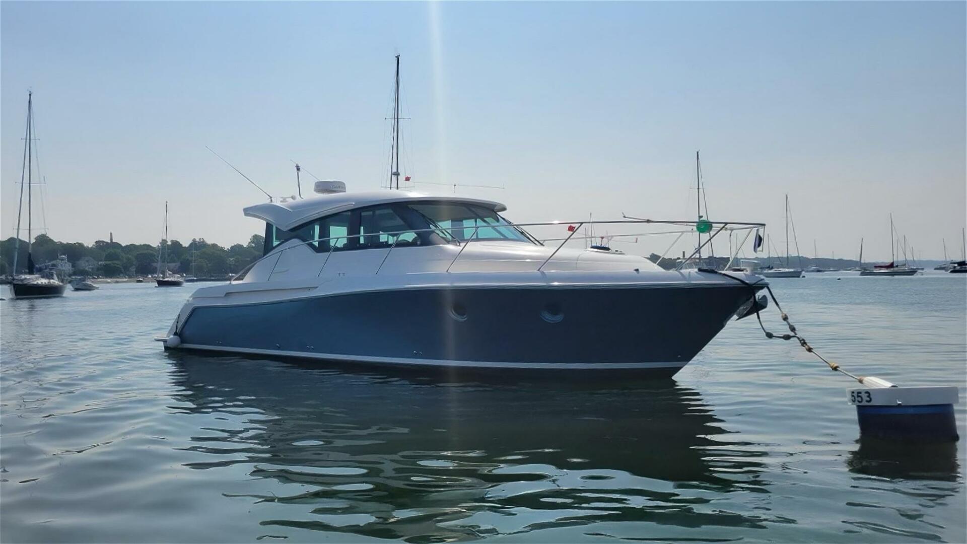 Tiara Yachts-C39 Coupe 2017-Silver Lining Bristol-Rhode Island-United States-5821679 | Thumbnail