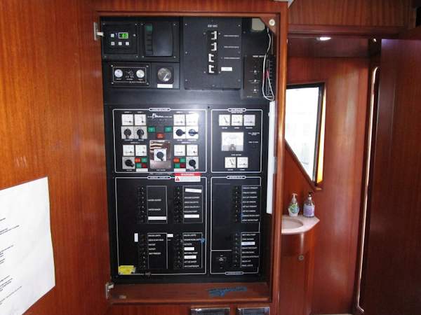 Striker-62 Convertible 1989-ELSKA  Boca Raton-Florida-United States-Salon Electrical Panel-5830696