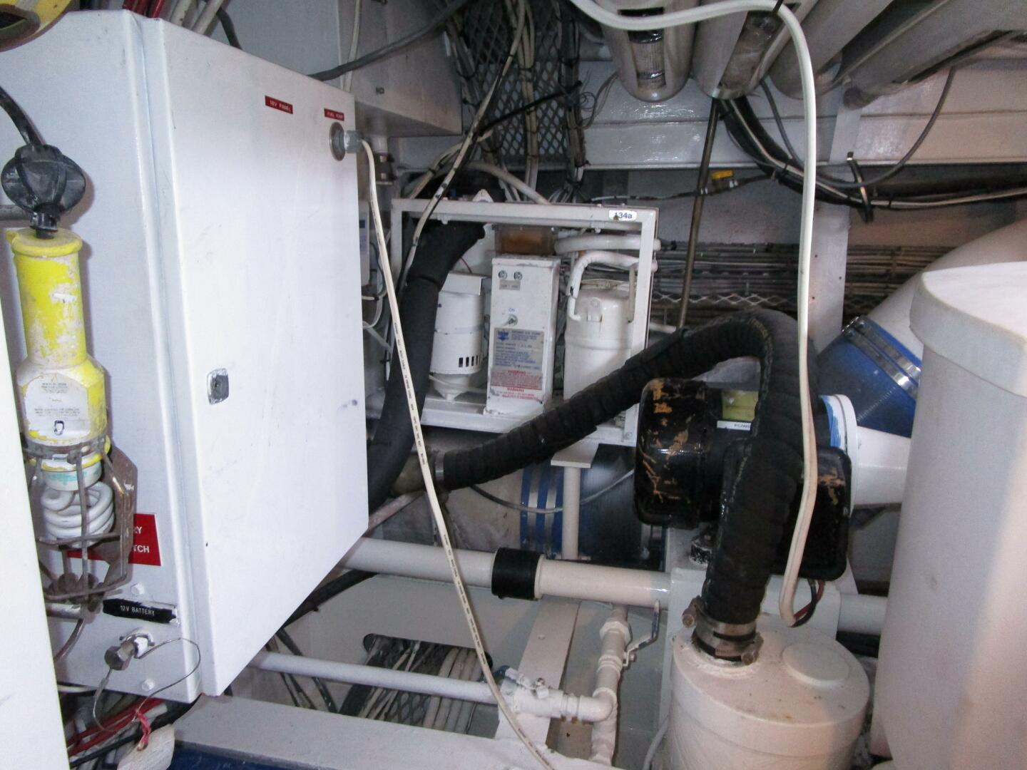 Striker-62 Convertible 1989-ELSKA  Boca Raton-Florida-United States-Eskimo Ice Chipper-5830769 | Thumbnail