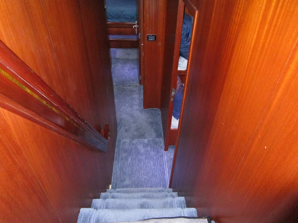 Striker-62 Convertible 1989-ELSKA  Boca Raton-Florida-United States-Companionway To Below-5830710