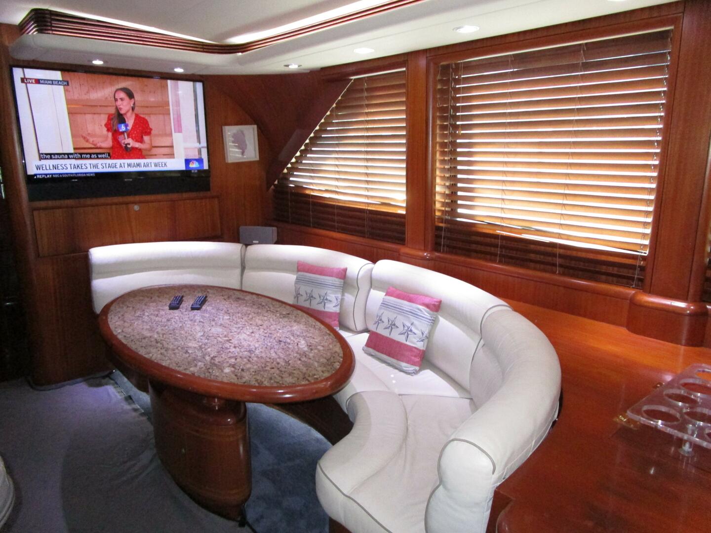 Striker-62 Convertible 1989-ELSKA  Boca Raton-Florida-United States-Starboard Side Dining Settee-5830702 | Thumbnail