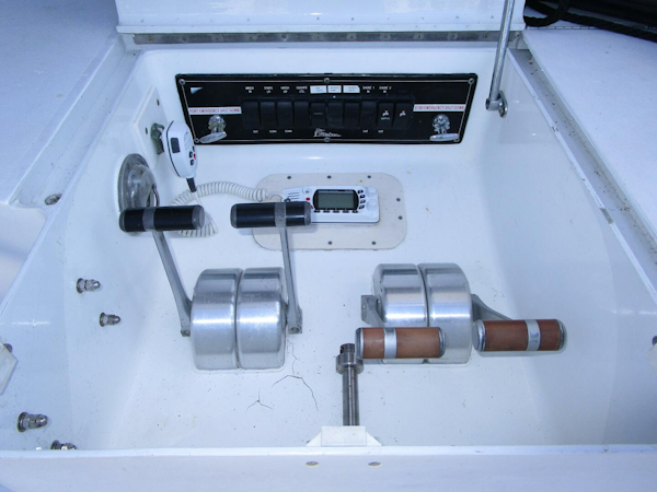 Striker-62 Convertible 1989-ELSKA  Boca Raton-Florida-United States-Cockpit Controls-5830741