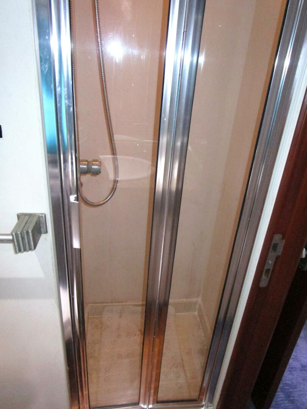 Striker-62 Convertible 1989-ELSKA  Boca Raton-Florida-United States-027  Portside Shower-5831509