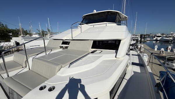Aquila-54 ENCLOSED BRIDGE 2025 -Pensacola-Florida-United States-5822669