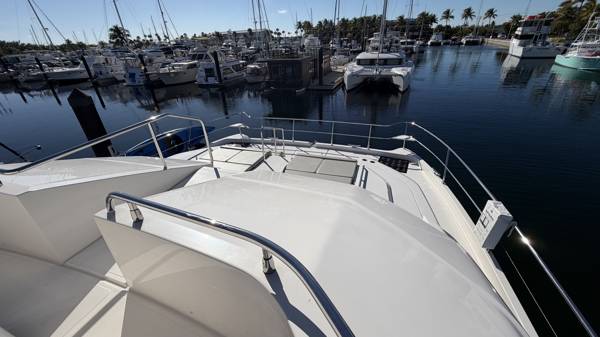Aquila-54 ENCLOSED BRIDGE 2025 -Pensacola-Florida-United States-5822676 | Thumbnail