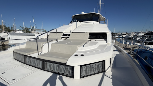 Aquila-54 ENCLOSED BRIDGE 2025 -Pensacola-Florida-United States-5822665