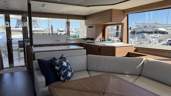 Aquila-54 ENCLOSED BRIDGE 2025 -Pensacola-Florida-United States-5822696
