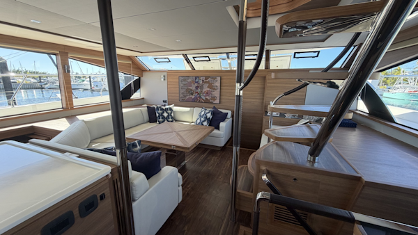 Aquila-54 ENCLOSED BRIDGE 2025 -Pensacola-Florida-United States-5822726