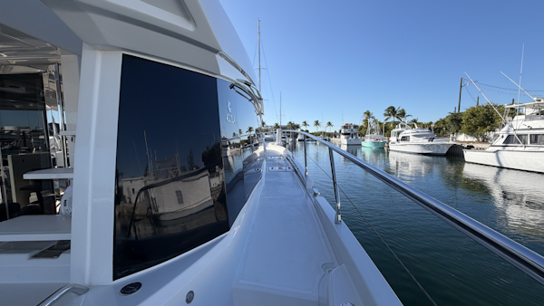 Aquila-54 ENCLOSED BRIDGE 2025 -Pensacola-Florida-United States-5822683