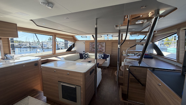 Aquila-54 ENCLOSED BRIDGE 2025 -Pensacola-Florida-United States-5822727