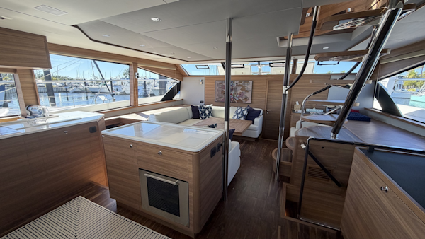 Aquila-54 ENCLOSED BRIDGE 2025 -Pensacola-Florida-United States-5822706