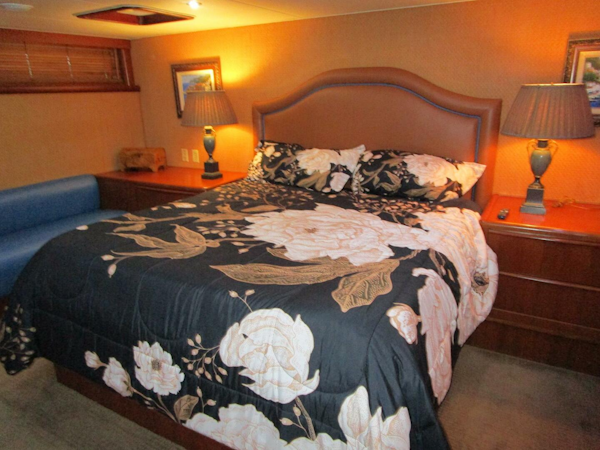 Viking-Cockpit Motor Yacht 1990-LUCKY STARS  Fort Lauderdale-Florida-United States-Master Cabin-5864540
