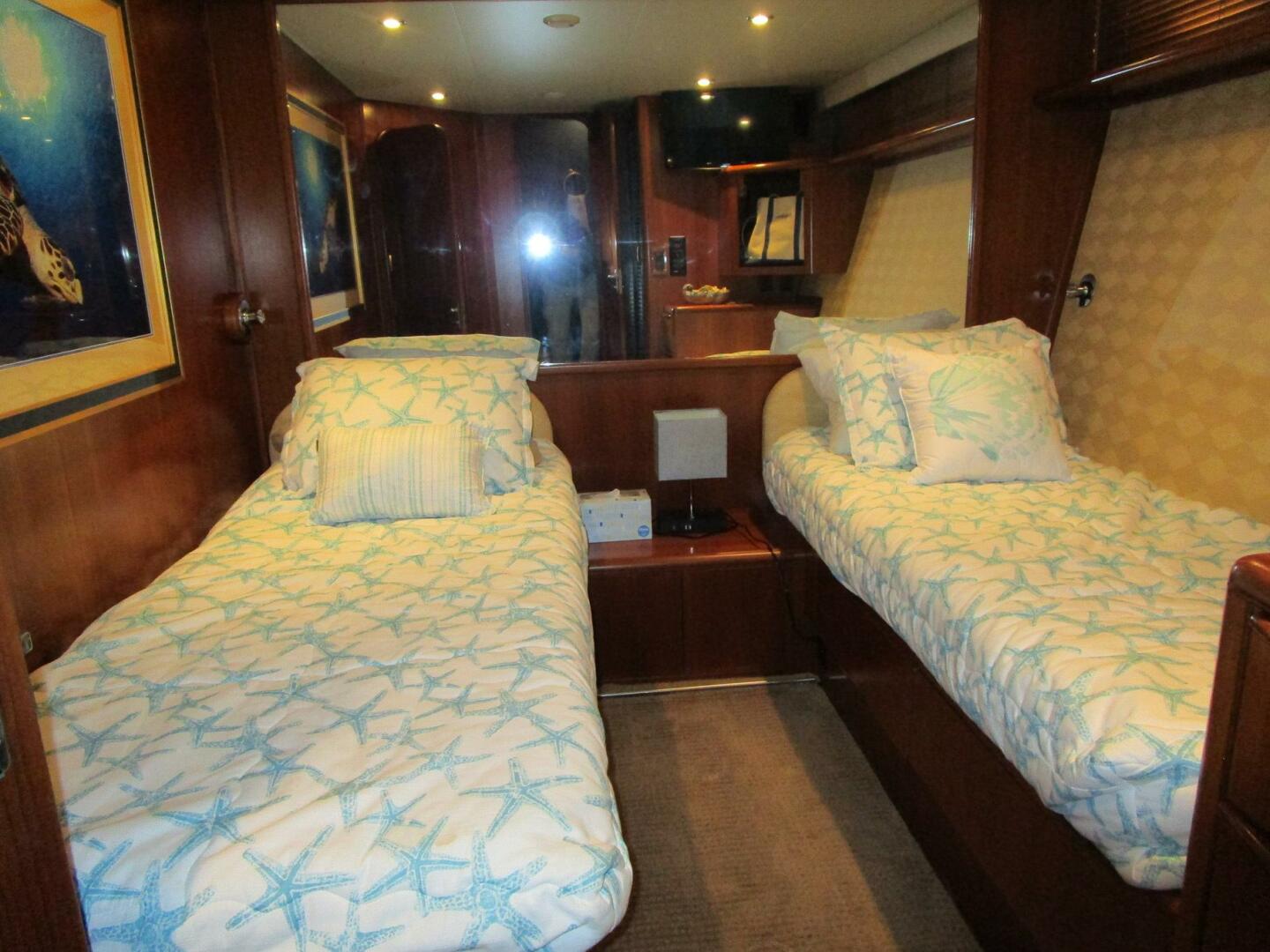 Viking-Cockpit Motor Yacht 1990-LUCKY STARS  Fort Lauderdale-Florida-United States-Port Side Guest Cabin Looking Aft-5864554 | Thumbnail