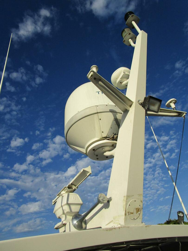 Viking-Cockpit Motor Yacht 1990-LUCKY STARS  Fort Lauderdale-Florida-United States-Mast-5864579