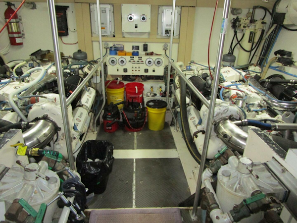 Viking-Cockpit Motor Yacht 1990-LUCKY STARS  Fort Lauderdale-Florida-United States-Engine Room Looking Forward-5864580