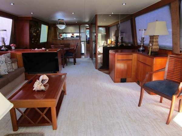 Viking-Cockpit Motor Yacht 1990-LUCKY STARS  Fort Lauderdale-Florida-United States-Salon Looking Forward-5864533