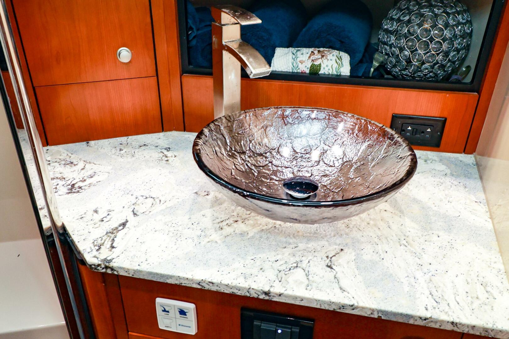 Cruisers-520 Express 2007-Nauti Buoy Punta Gorda-Florida-United States-5823633 | Thumbnail