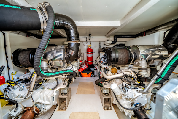 Azimut-60 FLY 2022 -Pompano Beach-Florida-United States-5871321