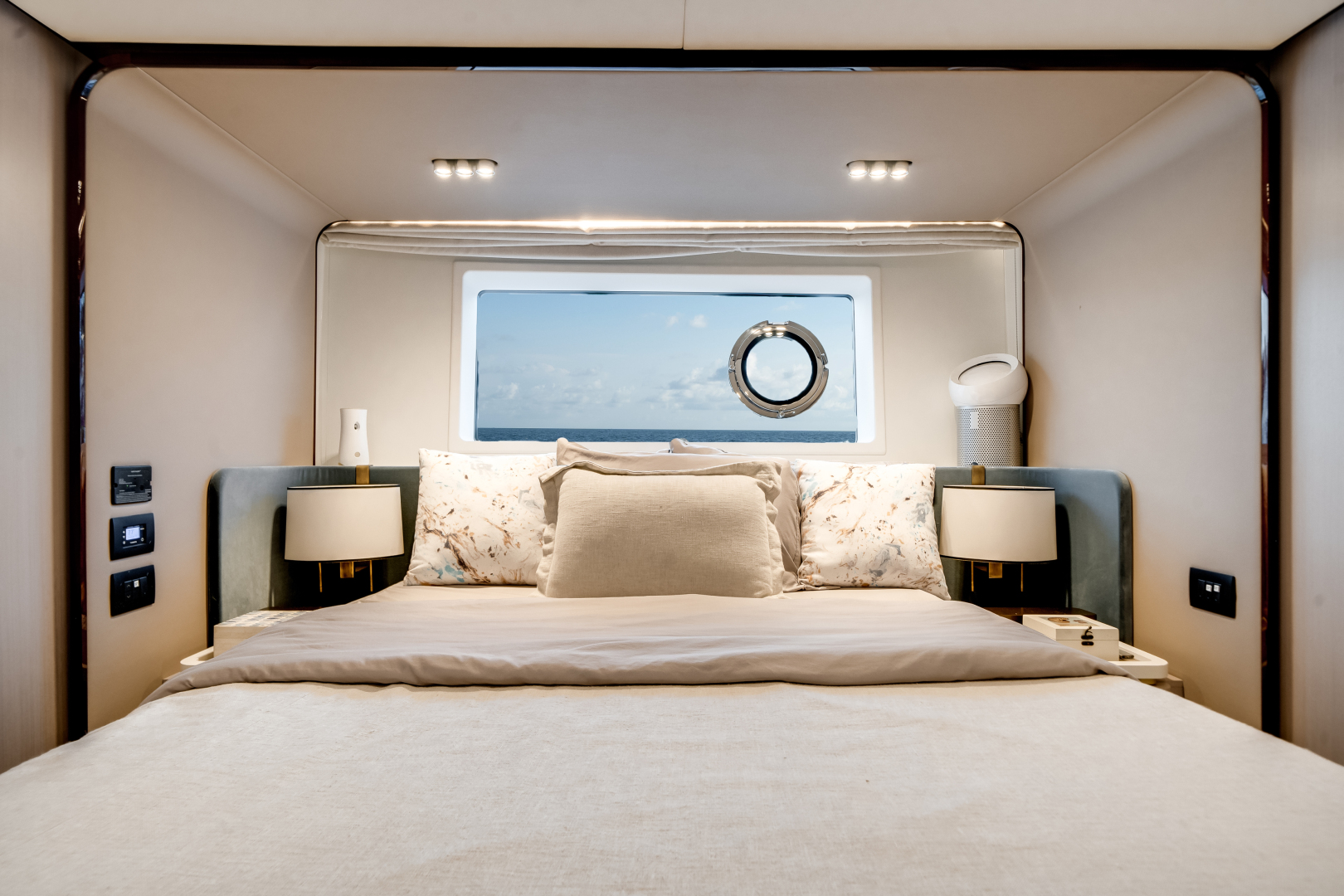 Azimut-60 FLY 2022 -Pompano Beach-Florida-United States-5871272 | Thumbnail