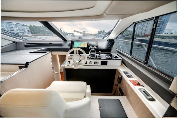 Azimut-60 FLY 2022 -Pompano Beach-Florida-United States-5871301