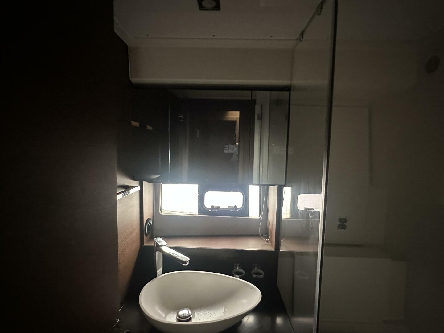 Prestige-460S 2020-World Wide Bristol-Rhode Island-United States-5828215 | Thumbnail