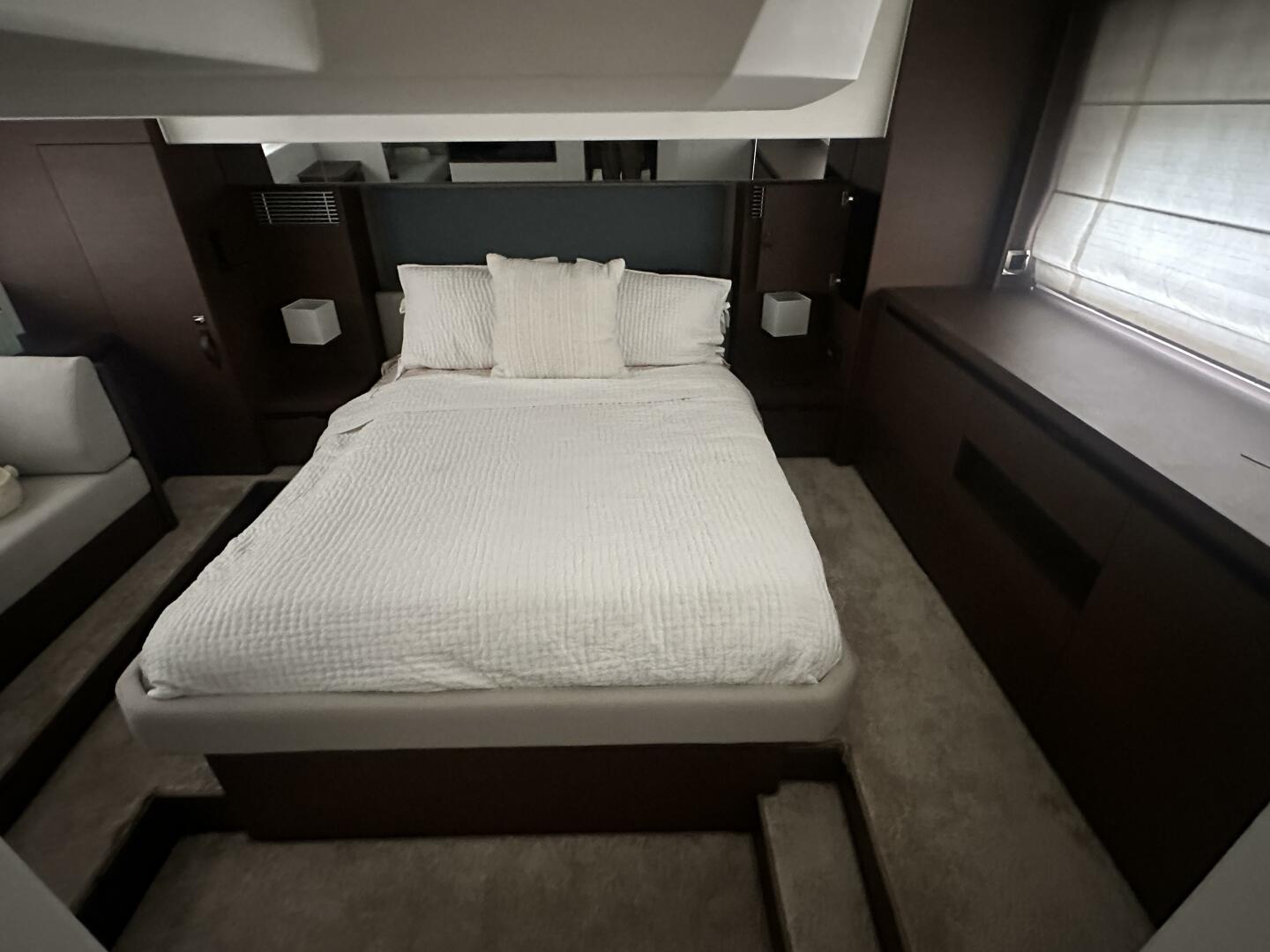 Prestige-460S 2020-World Wide Bristol-Rhode Island-United States-5828209 | Thumbnail