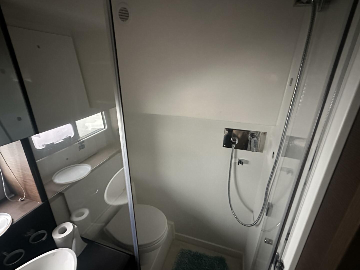 Prestige-460S 2020-World Wide Bristol-Rhode Island-United States-5828214 | Thumbnail