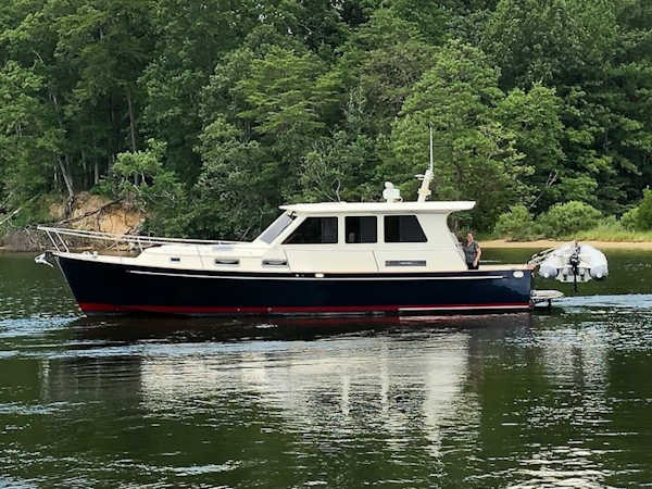 Legacy-42 Sedan 2005-Tilly Too Hampton-Virginia-United States-0005476594-5830150