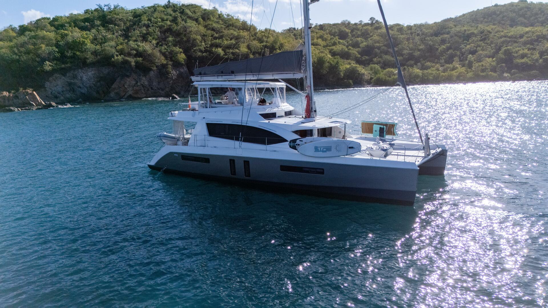 Leopard-58 2014-ANNEX St. Thomas Islands-Virgin Islands-United States-5927613 | Thumbnail