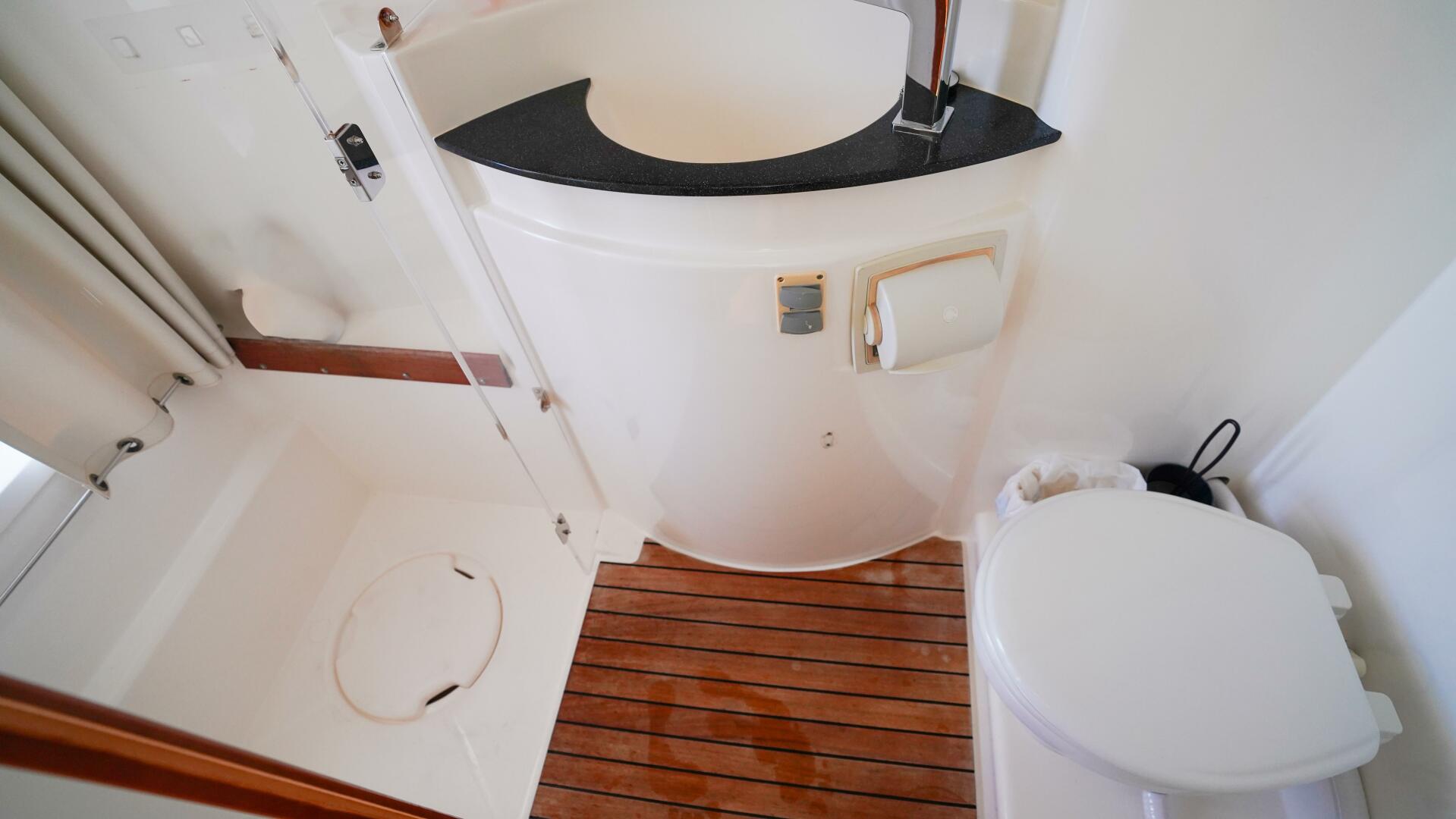 Leopard-58 2014-ANNEX St. Thomas Islands-Virgin Islands-United States-5927637 | Thumbnail