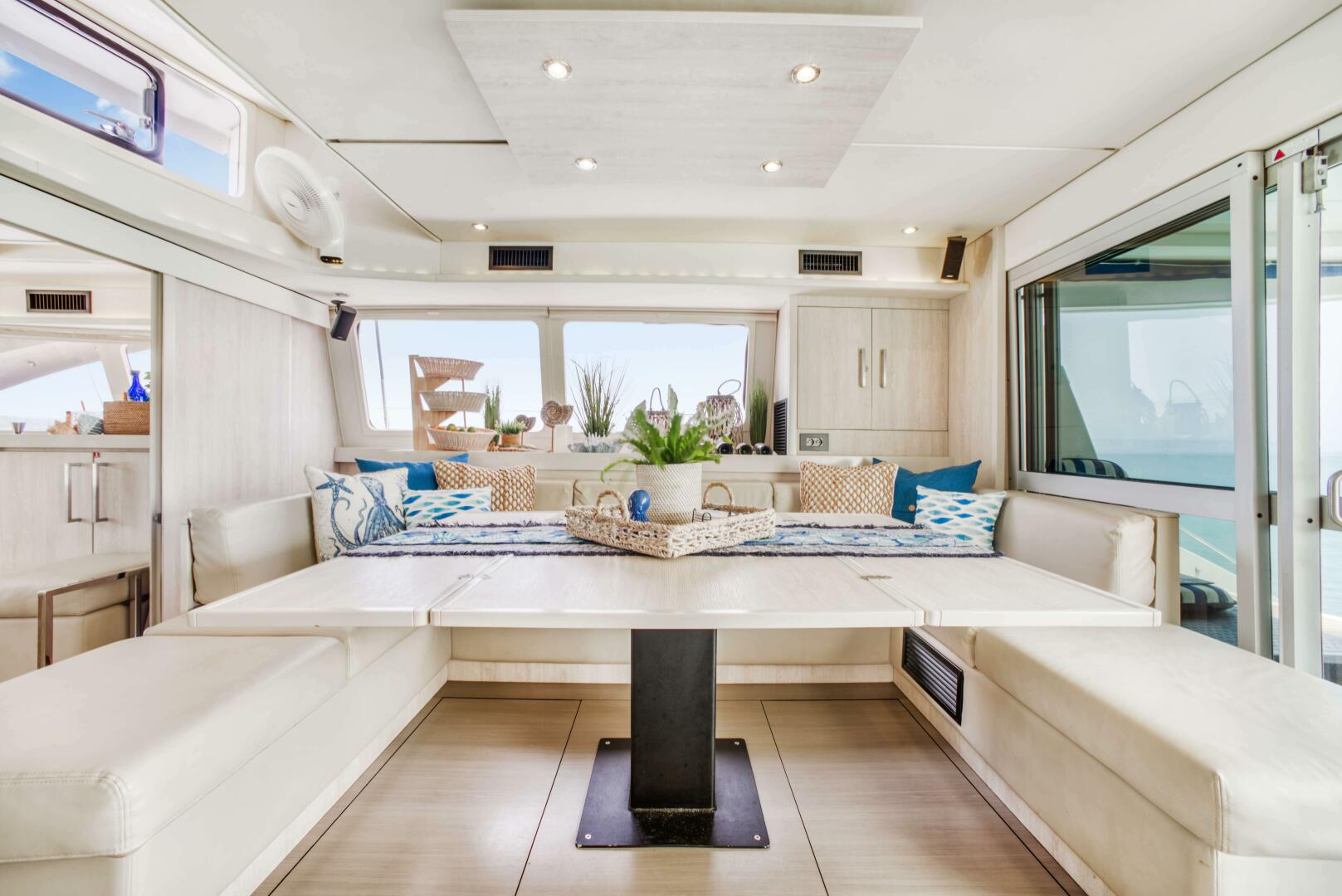 Leopard-58 Catamaran 2016-DEEP BLUE Tortola-Virgin Islands (British)-5836382 | Thumbnail