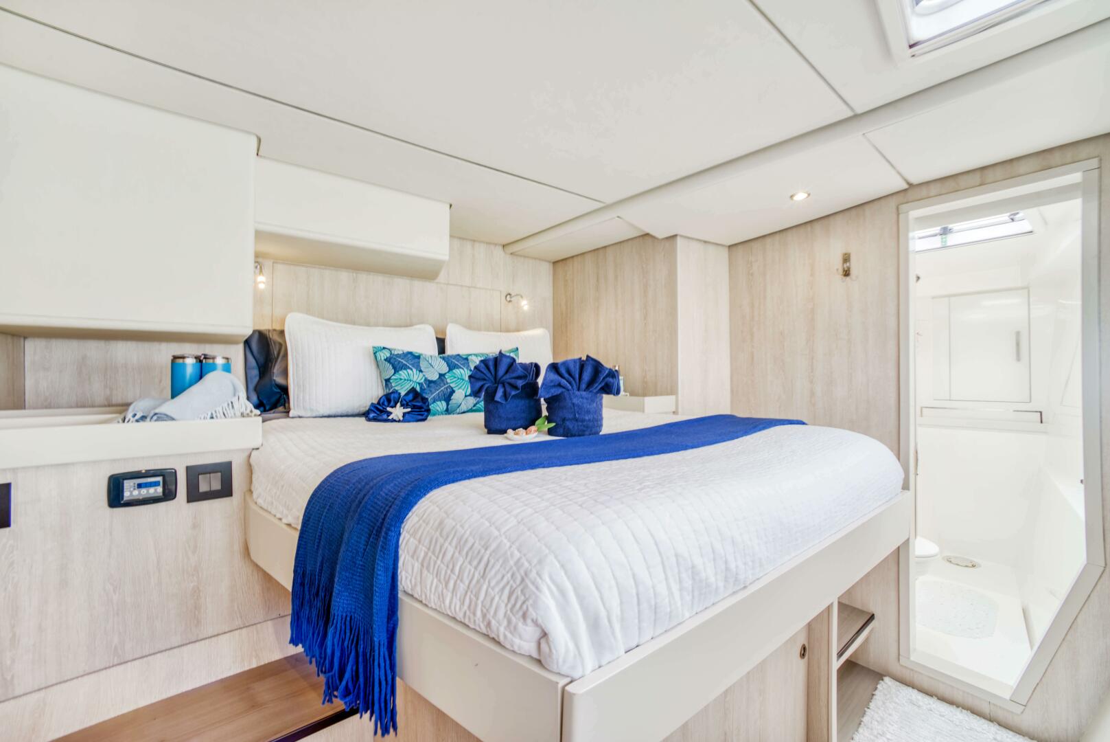 Leopard-58 Catamaran 2016-DEEP BLUE Tortola-Virgin Islands (British)-5836308 | Thumbnail