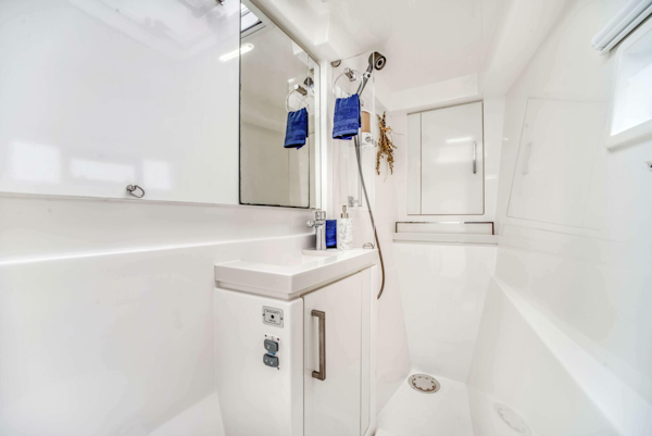 Leopard-58 Catamaran 2016-DEEP BLUE Tortola-Virgin Islands (British)-5836311