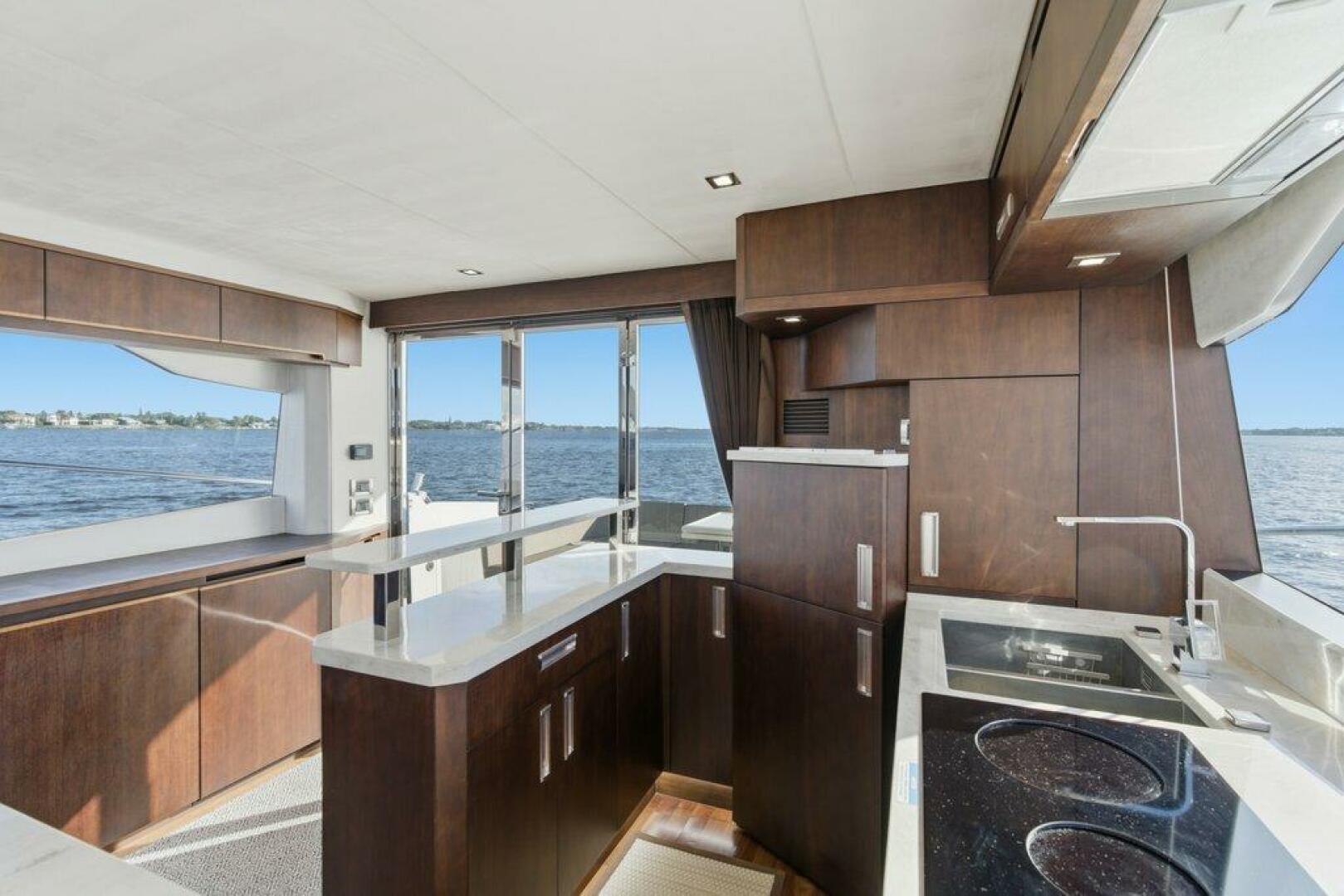 Galeon-560 Sky 2017-Nuckingfuts III Stuart-Florida-United States-Galeon 58 560 Sky Nuckingfuts Galley-5837711 | Thumbnail