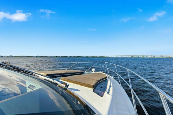 Galeon-560 Sky 2017-Nuckingfuts III Stuart-Florida-United States-Galeon 58 560 Sky Nuckingfuts Bow-5837734